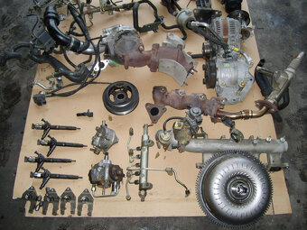 Kompresor,alternátor,starter Nissan Navara / Pathfinder - 12
