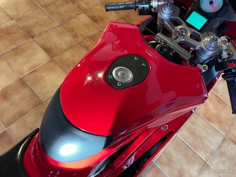 DUCATI 999 TOP STAV - 12
