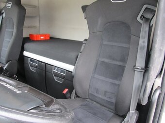 IVECO AS440ST/P LNG - 12