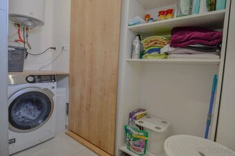 Novostav. rodinný dom s veľkým pozemkom,terasou a zariadením - 12