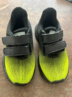 set oblečenia - 12