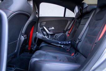 Mercedes-Benz CLA Kupé AMG 35 4MATIC 225kw AT/7 2020 - 12