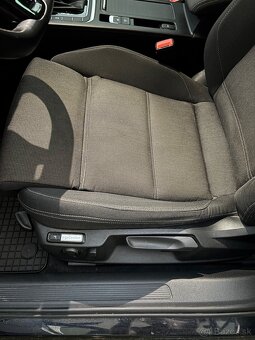 Volkswagen Passat - 12