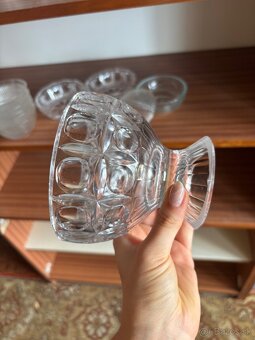 Sklenene pohare rozne - 12