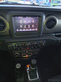Jeep Wrangler Unlimited 1. Majiteľ 147kw - 12