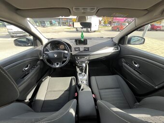 Renault Megane 1.5 diesel 81kw automat 245000 km 2015 - 12