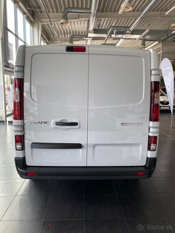 Renault Trafic L2H1P2 dCi 150 Extra dvojkabína - 12