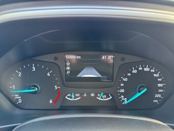 FORD FOCUS 1,5 ECOBLUE, NAFTA, MANUÁL, 9/2019, 123 059 KM - 12