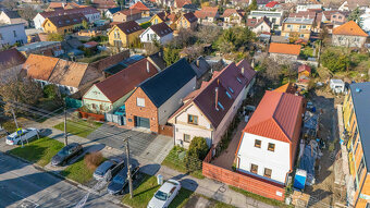 Na predaj - priestranný 3-izbový rodinný dom vo Vajnoroch - 12