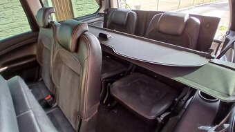 Ford Galaxy 2.0TDCi GHIA - 12