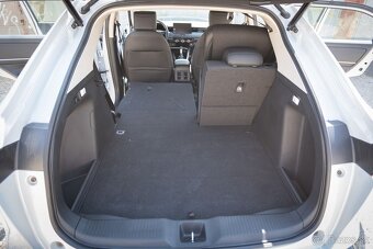 Predám Hondu HR-V e:HEV Advance - 12