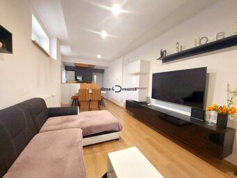 REZERVOVANÝ-NA PREDAJ pekný domček SLIAČ - 12