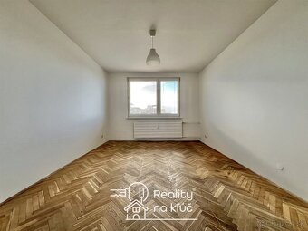 Na predaj 3-izbový byt na Nábrežnej ul. v Nových Zámkoch - 12