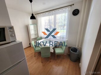 Predám 2i byt s balkónom za DZJ, ul. Grešová, PO - 12