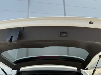 Audi Q5 2.0TDI S-tronic Quattro Sline SK - 12