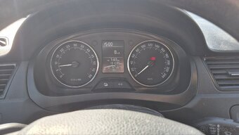 Predám Škodu Rapid 1.6TDI,2012,135 000 km, 2 majiteľ - 12