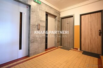 REZERVOVANÉ - 2 IZBOVÝ BYT S BALKÓNOM, 54m2,MATICE SLOVENSKE - 12