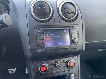 Nissan Qashqai 2.0 dCi Tekna 4x4 - 12