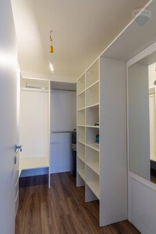 NA PREDAJ - mezonet 3 izb. byt+ terasa+garáž - novostavba LU - 12