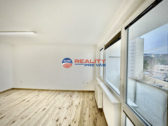 Predaj 2 izbový byt  - Trenčín  - Juh   - Západná    - Preda - 12