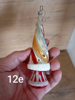 staré vianočné ozdoby. - 12