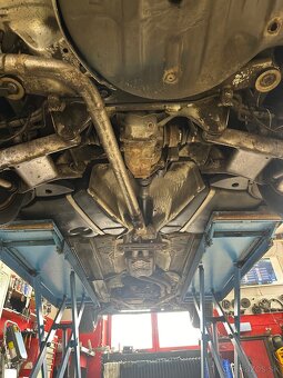 BMW 525i e39 - 12
