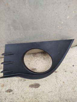 Renaut Clio III-Uchit narazníka - 12