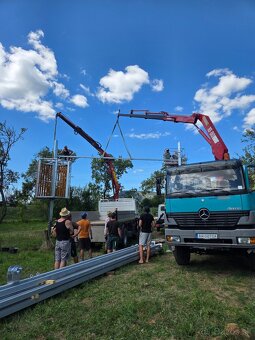 Nákladná doprava s hydraulickou rukou - 12