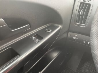 Kia Cee´d SW 1.4 CVVT 16V L - 12