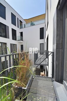 Na prenájom moderný 2 izbový byt v centre mesta -Žilina - 12