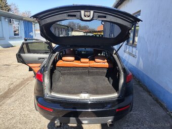 Infiniti FX35 4x4 - 12