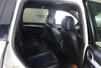 Porsche Cayenne diesel Tiptronic S - 12