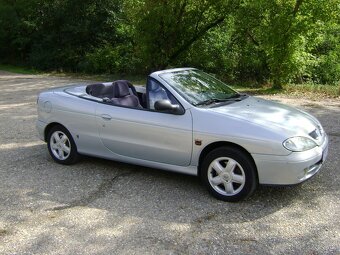 RENAULT MEGANE CABRIO - 12