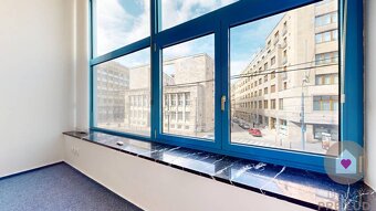 Kancelárie v LUXOR od rozlohy 20 m2 po 105 m2, BA I. ,Štúrov - 12