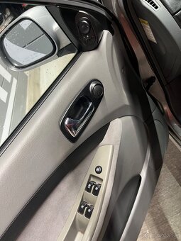 Chevrolet - 12