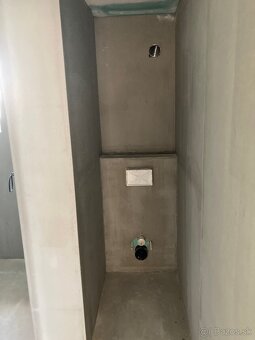 Luxusný 3 izb.apartmán 100 m2 v rod.dome so záhradou 500 m2 - 12