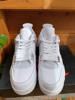Jordan 4 Retro Pure Money - 12