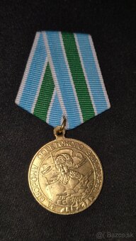 Sovietske vyznamenania medaile - 12