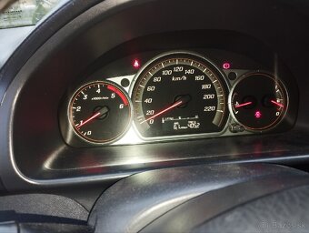 Honda CR-V 2.2 ictdi 103 kw n22a2 - 12