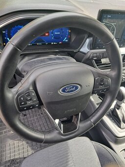 Ford Focus Kombi 1.0 EcoBoost mHEV Active A/T - 12