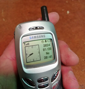 Samsung R210 (2001) + C300 (2006) - 12