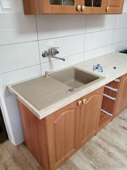 Dom s krásnymi záhradami - 12