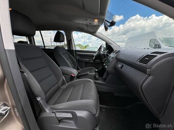 VW Touran 1.6TDI diesel, 77kW, MT/6, rok:08.2011. - 12