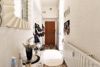 Exkluzívny 3i byt 111 m² so záhradou a 3 park. miestami - 12