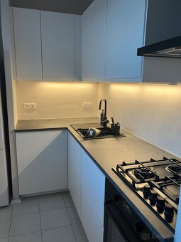 1 izbovy byt prenajom v Dubravke, bez RK poplatkov - 12