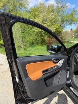 Predám Volvo XC60 D4 Inscription - 12
