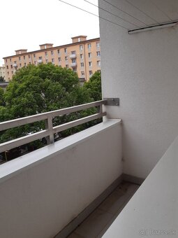 Dám do prenájmu veľký 2 izb. byt Sever, Odborárska ul. - 12