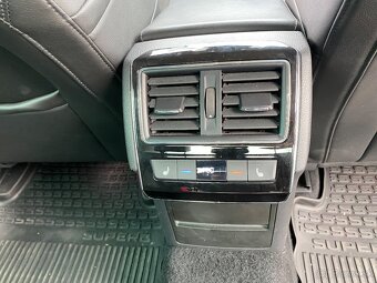 Škoda Superb 2.0 TDi - 12