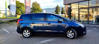 Peugeot 5008 1.6HDI 7.Miestny, Panoráma, Vyhrievané sedadlá - 12