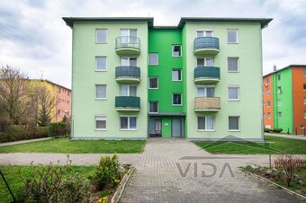 Priestranný 3-izbový byt s dvoma balkónmi v Pezinku, sídlisk - 12